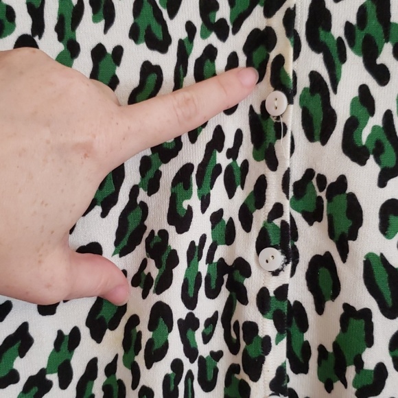🍒Pin-up🍒 Effortless Style green leopard cardigan - Picture 2 of 4